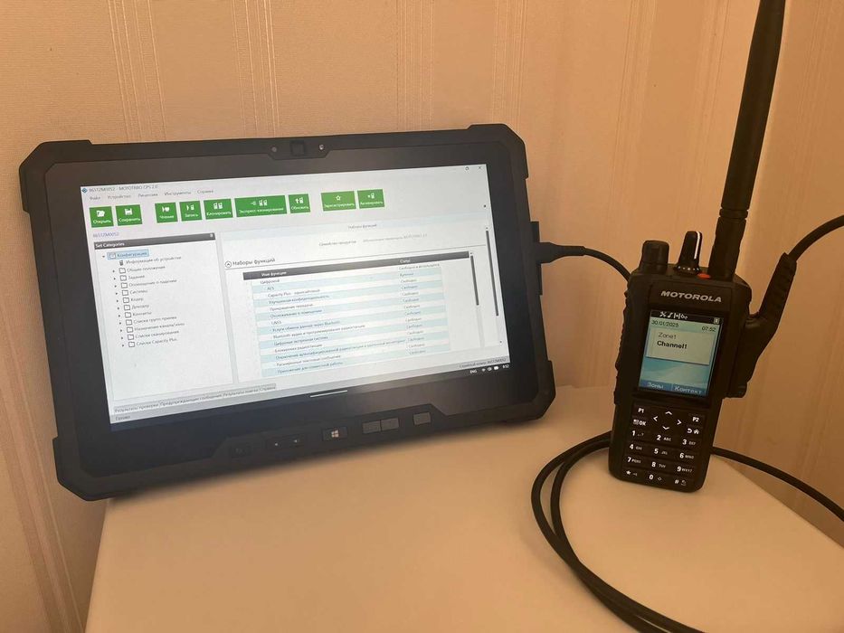 Планшет Dell 7212 c Motorola CPS 2.155.258.0