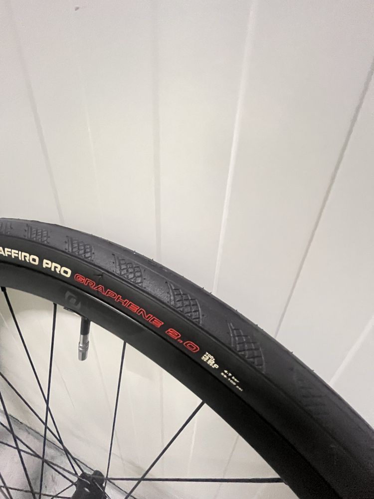 Rodas bicicleta estrada + pneus + discos