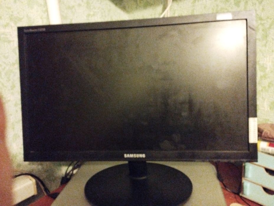 Монітор SAMSUNG SyncMaster E2220:1