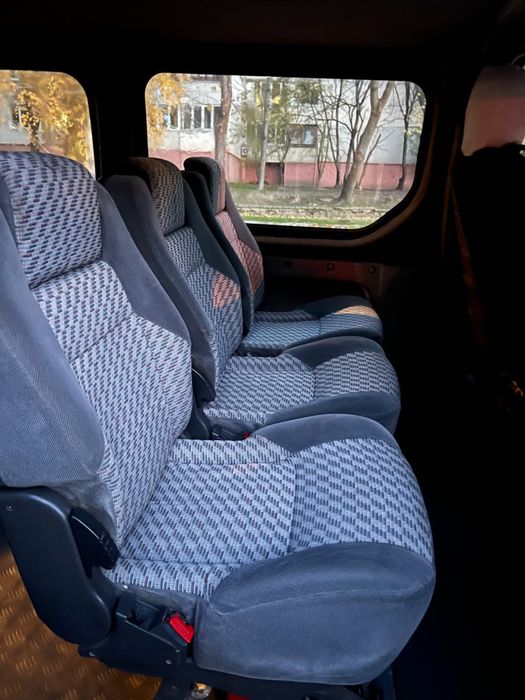 Продаж пасажирського буса Opel Vivaro 1.9 2006