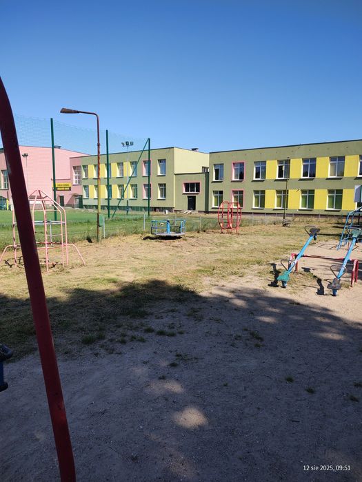 Huśtawka,karuzela,domek,przeplotnia na plac zabaw