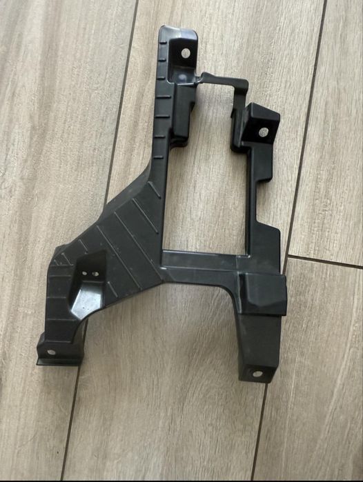 Кронштейн кріплення радара лівий kia niro ev wind wave