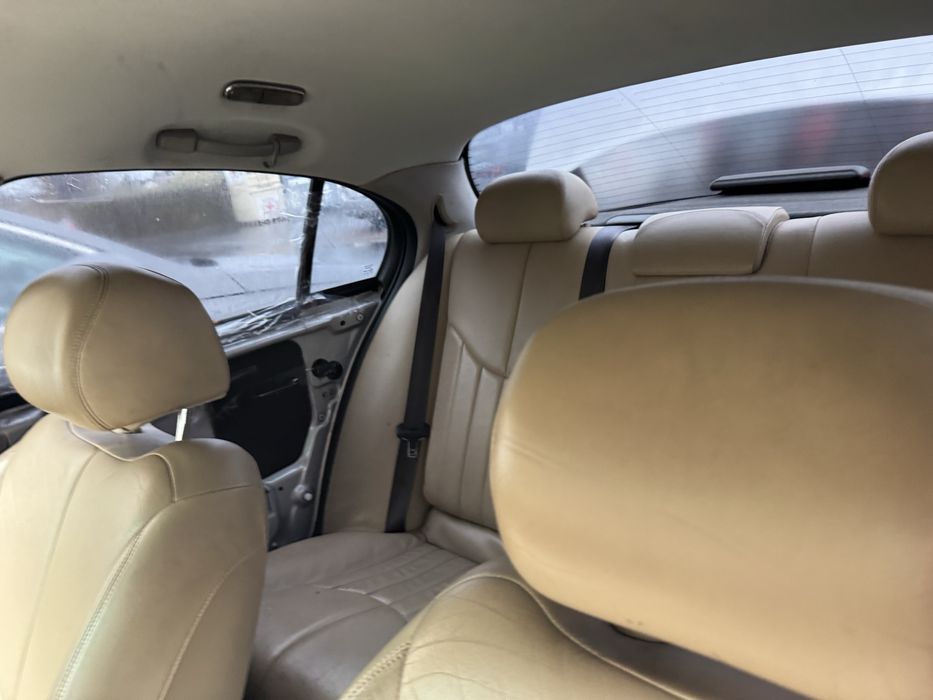 Jaguar s-type 238km uszkodzony