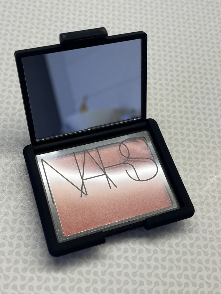 Румʼяна Nars Blush