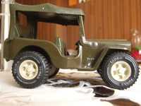 Zabawka jeep z lat 70