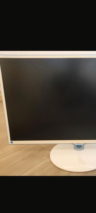 Монітор samsung 27 дюймів,ігровий.