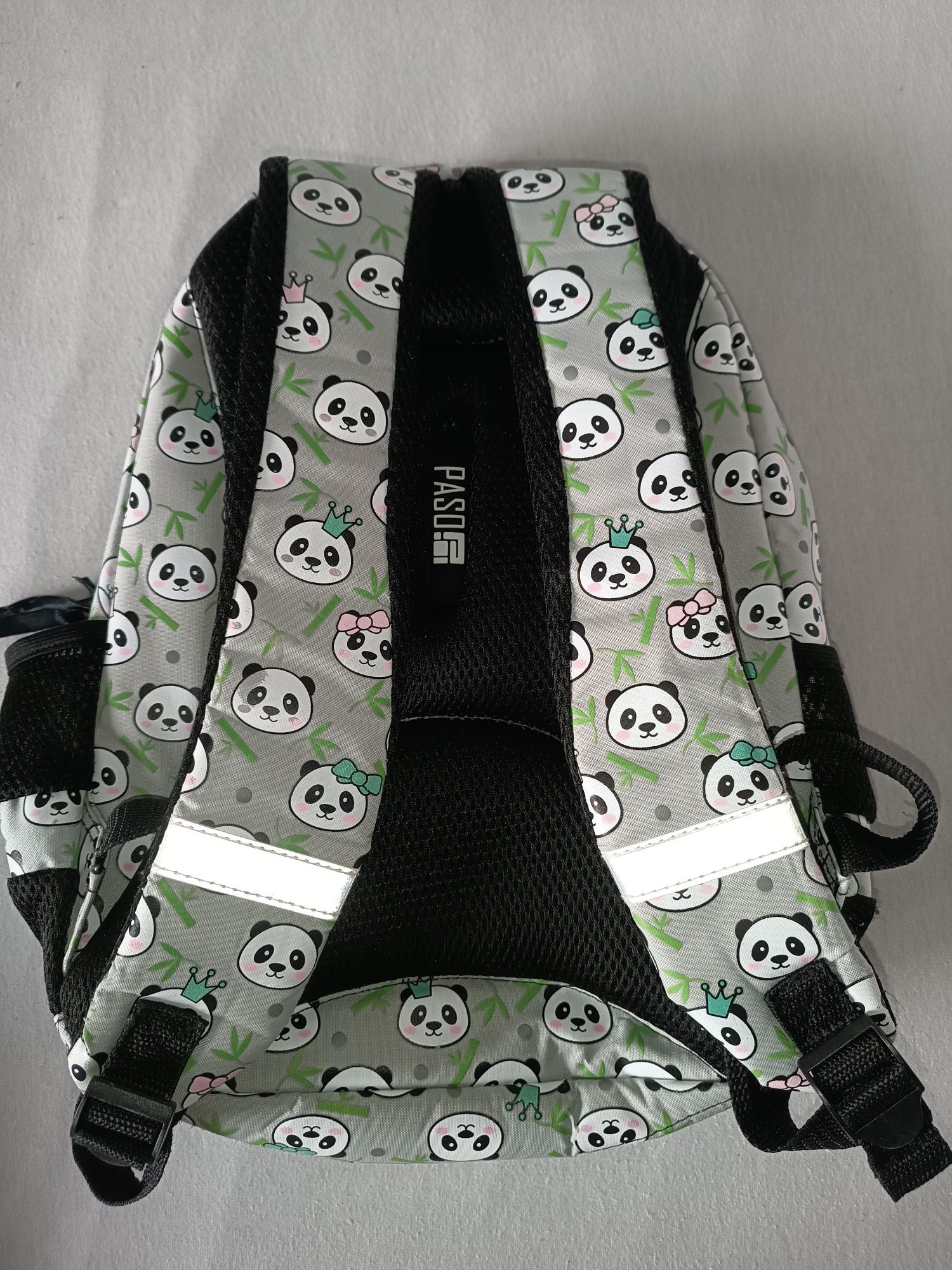 Plecak szkolny w pandy