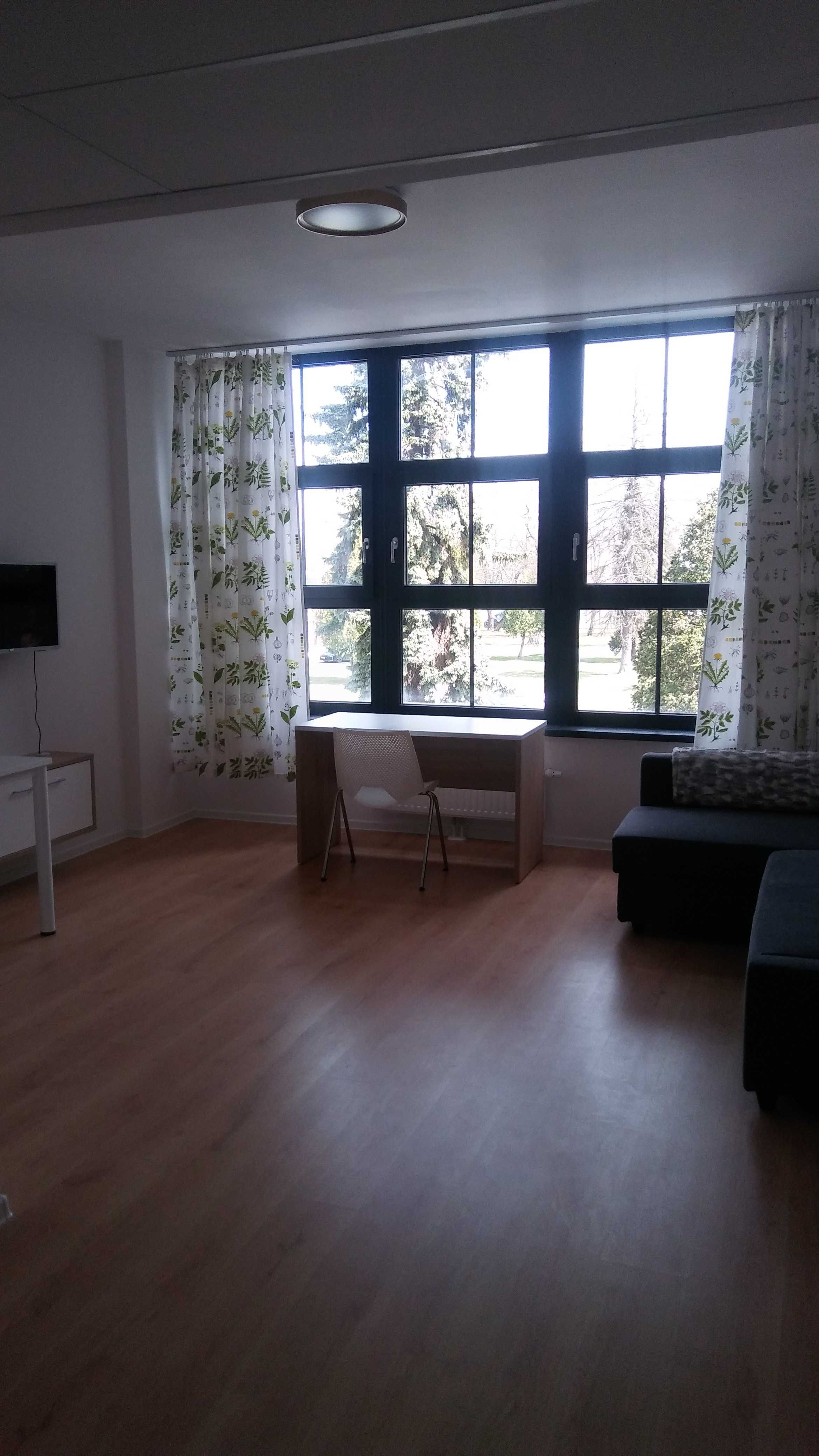 Do wynajęcia apartament 30m kw. Bierutowska 57 -  faktura vat.