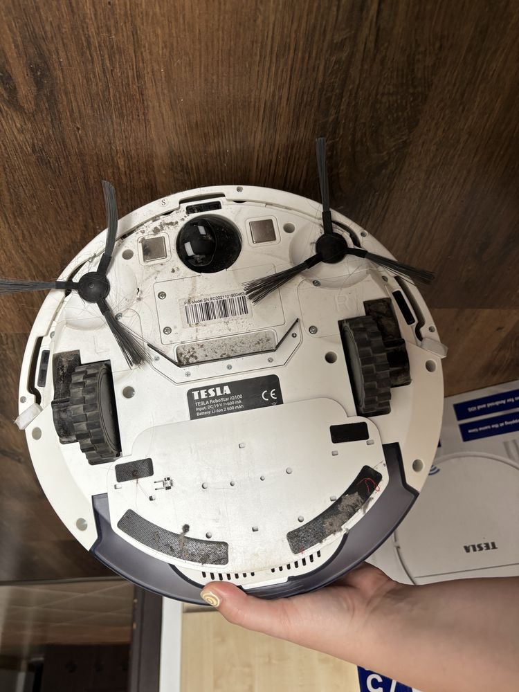 TESLA RoboStar iQ100 Robot Sprzątający Odkurzacz Mop inteligentny