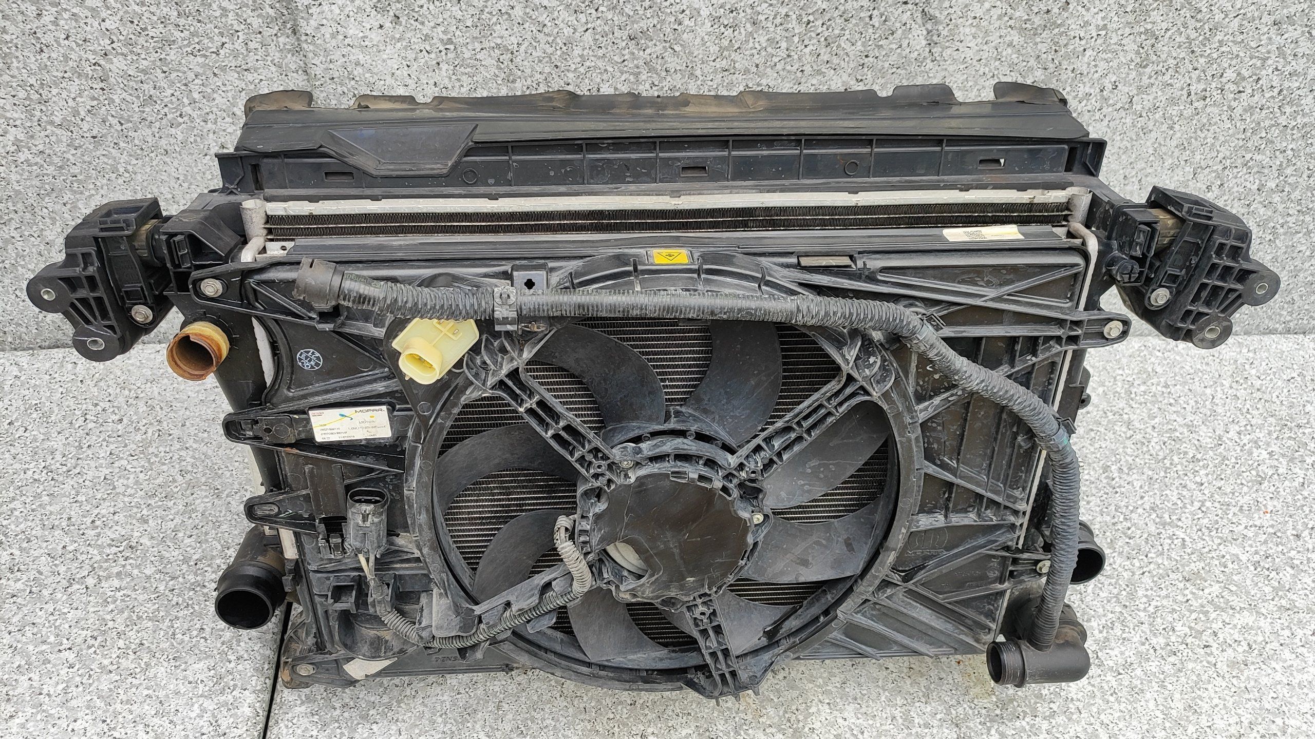 Fiat Tipo ii 1.4 t-jet 16v 15- pas przedni chłodnica wody klimy