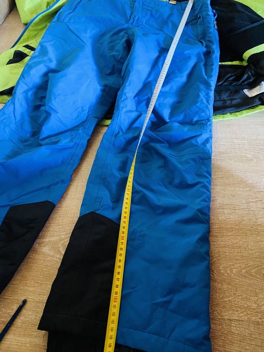 Костюм лижний М-Л лыжный горнолыжный зимний