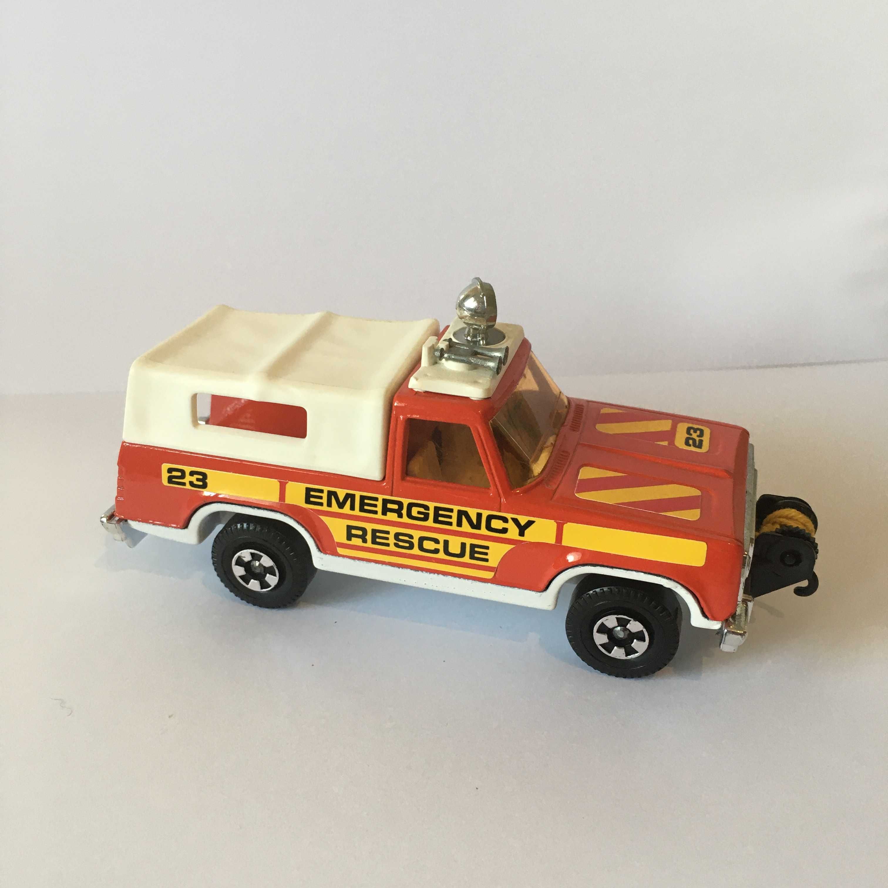 MATCHBOX LESNEY - CARRINHA "EMERGENCY RESCUE"