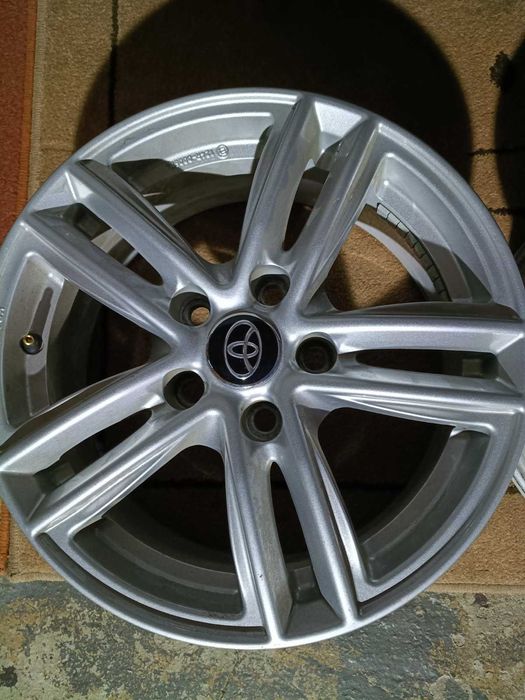 4×Felga aluminiowa Brock Toyota Yaris Cross XP150 XP210 AC200 Avensis