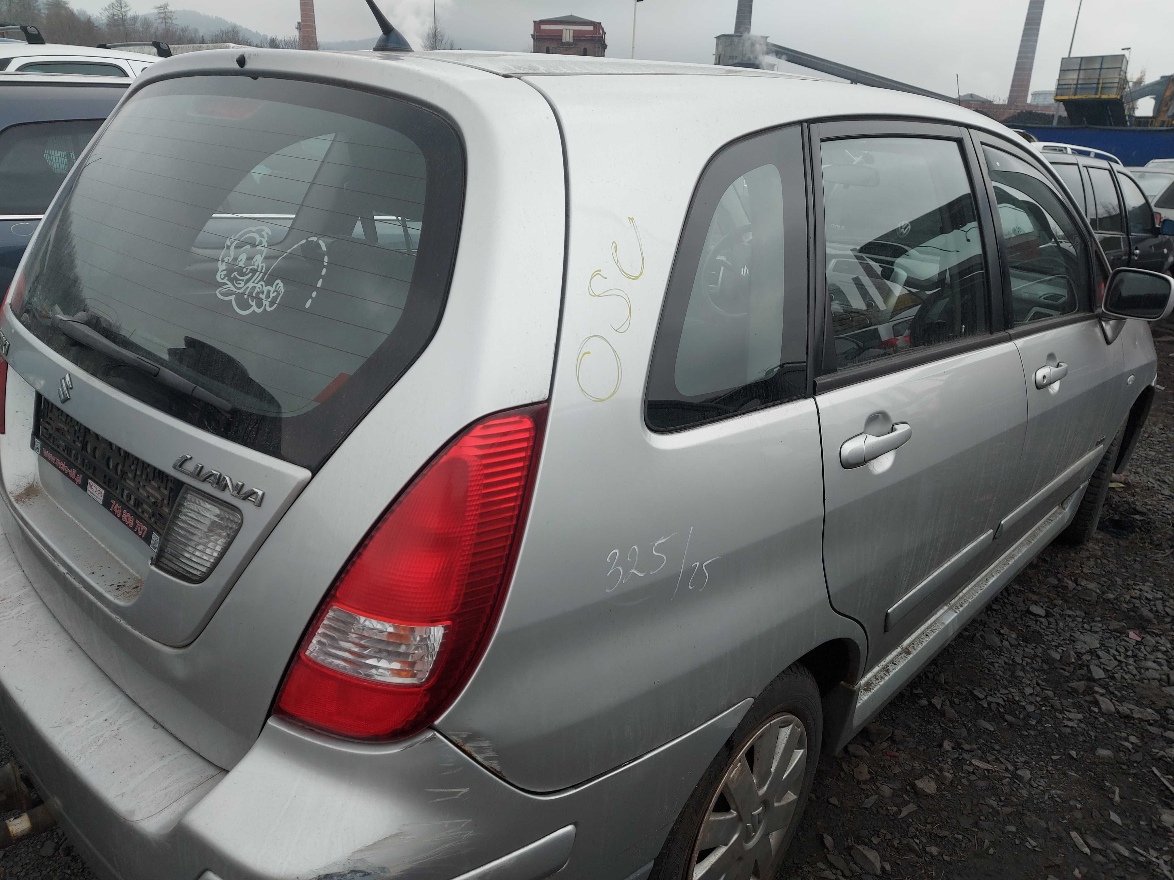 Suzuki Liana Z2S klapa tylna FV transport/dostawa