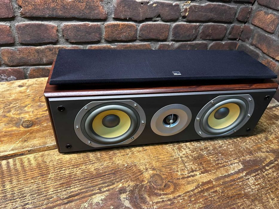Kolumna centralna M-Audio HTS-700