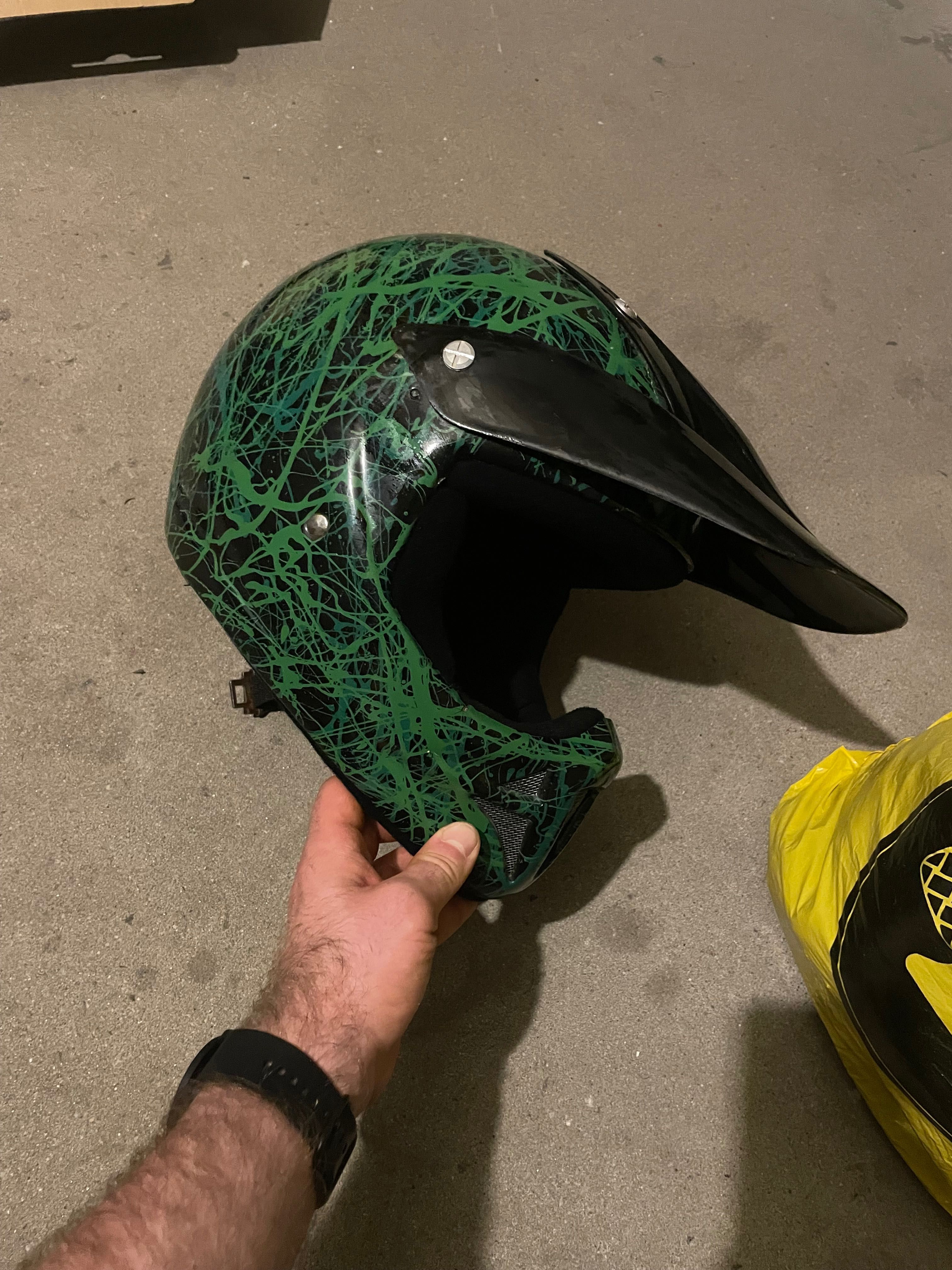 Kask motocrossowy