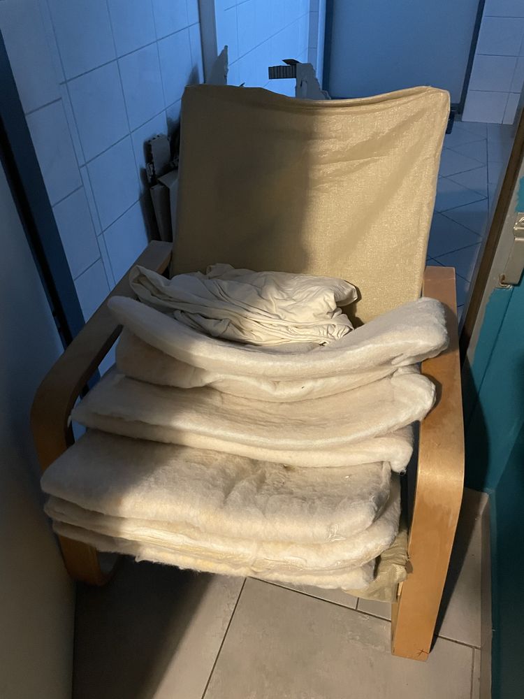 Dwa fotele typu finka z pokrowcami