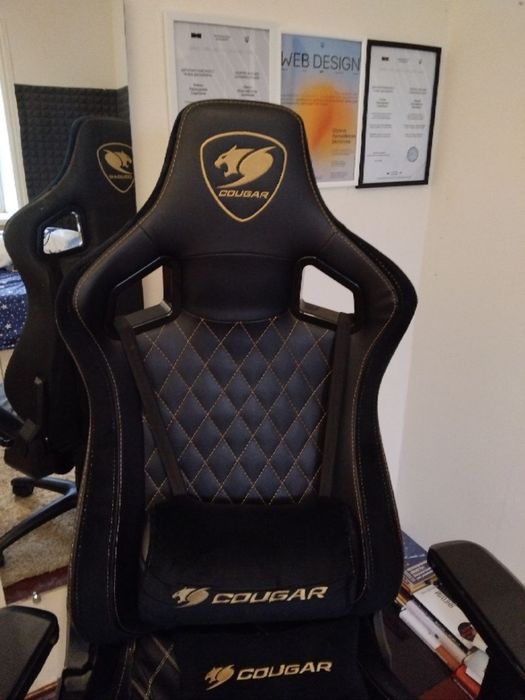 Геймерське крісло Cougar Armor S Royal чорне