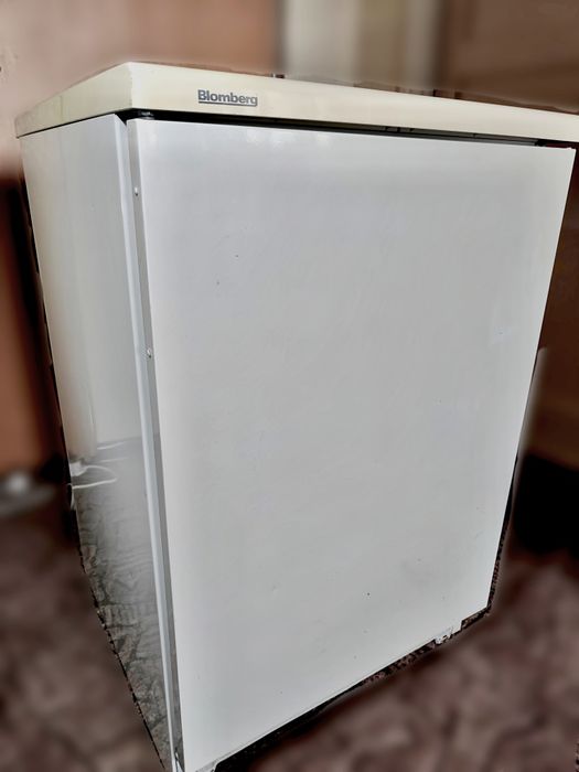 Холодильник Blomberg