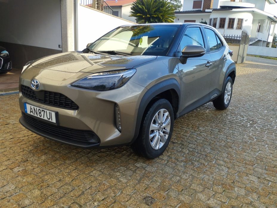 Toyota Yaris cross hybrid 63000km 2022