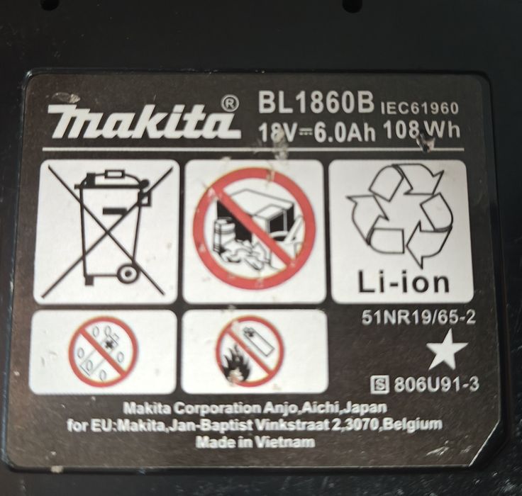 MAKITA akumulator BL1860B