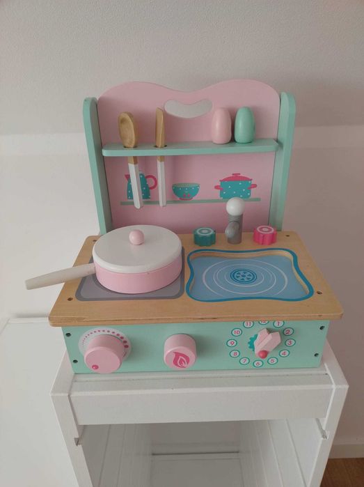 Drewniana kuchenka podręczna przenośna Lelin