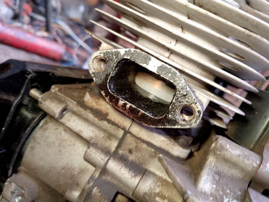 Продам бензо тример в хорошому стані