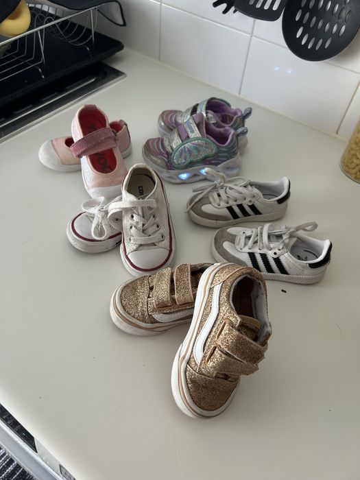 Tenis bebé varias marcas