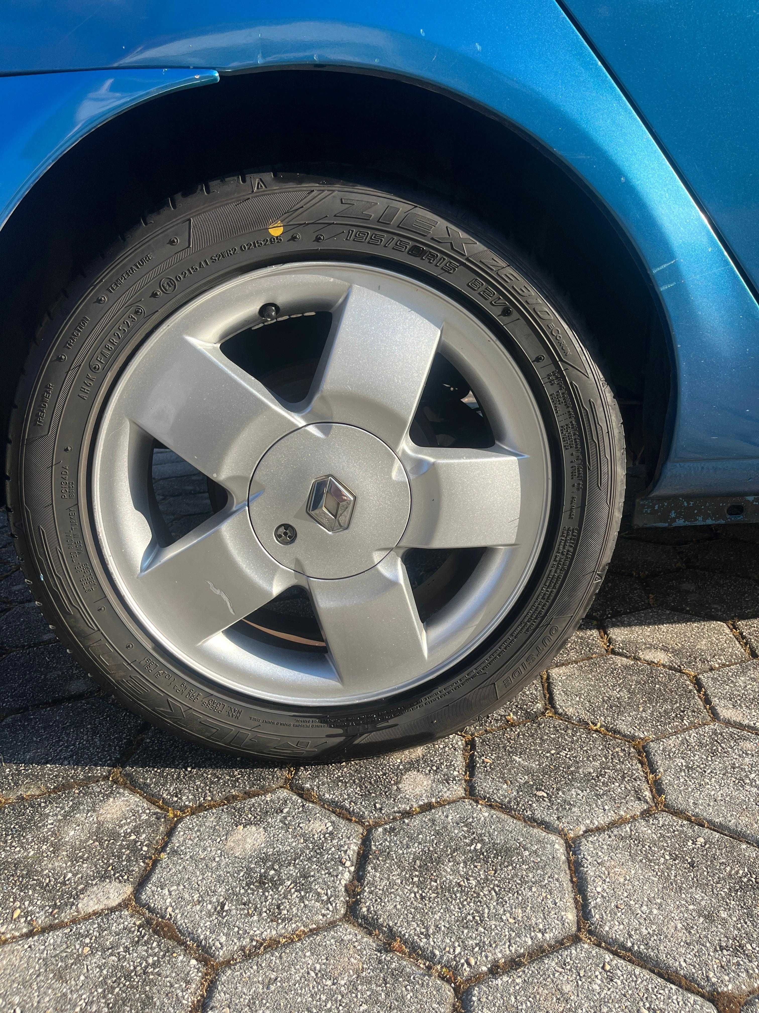 Renault Clio 2 Expression 1.5dCi 83cv