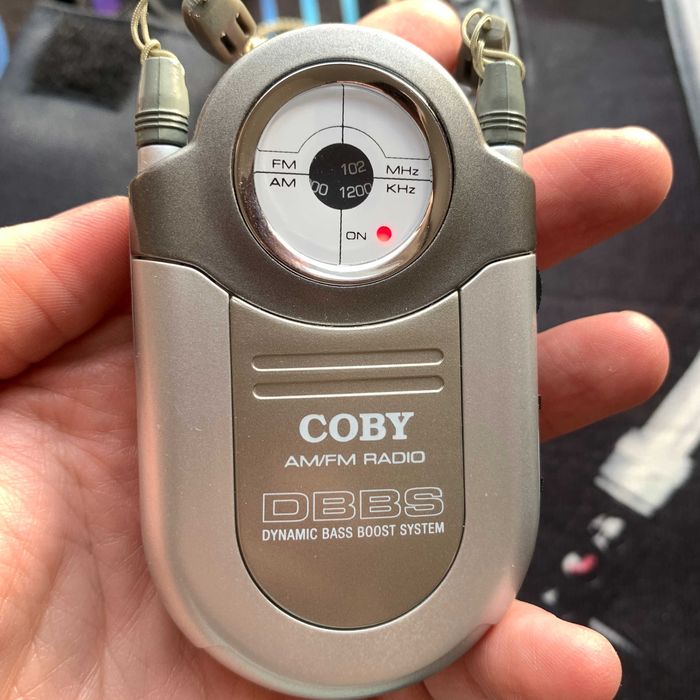 COBY CX-7 AM/FM кишеньковий радіоприймач та інші