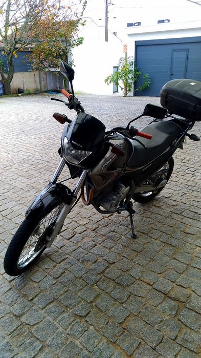 Honda NX400 Falcon 2008