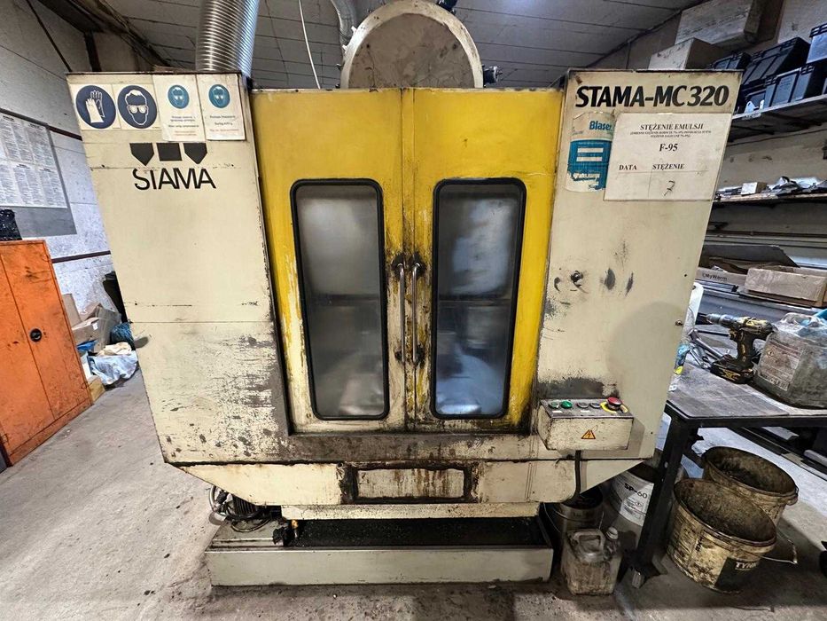 STAMA MC 320 – frezarka CNC z 4 osią obrotową FANUC, 1991 rok