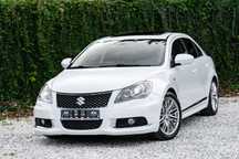 Suzuki Kizashi 2.4B 178KM 4x4 INDIGO Xenon Grz.Fotele Tempomat PDC Szyberdach