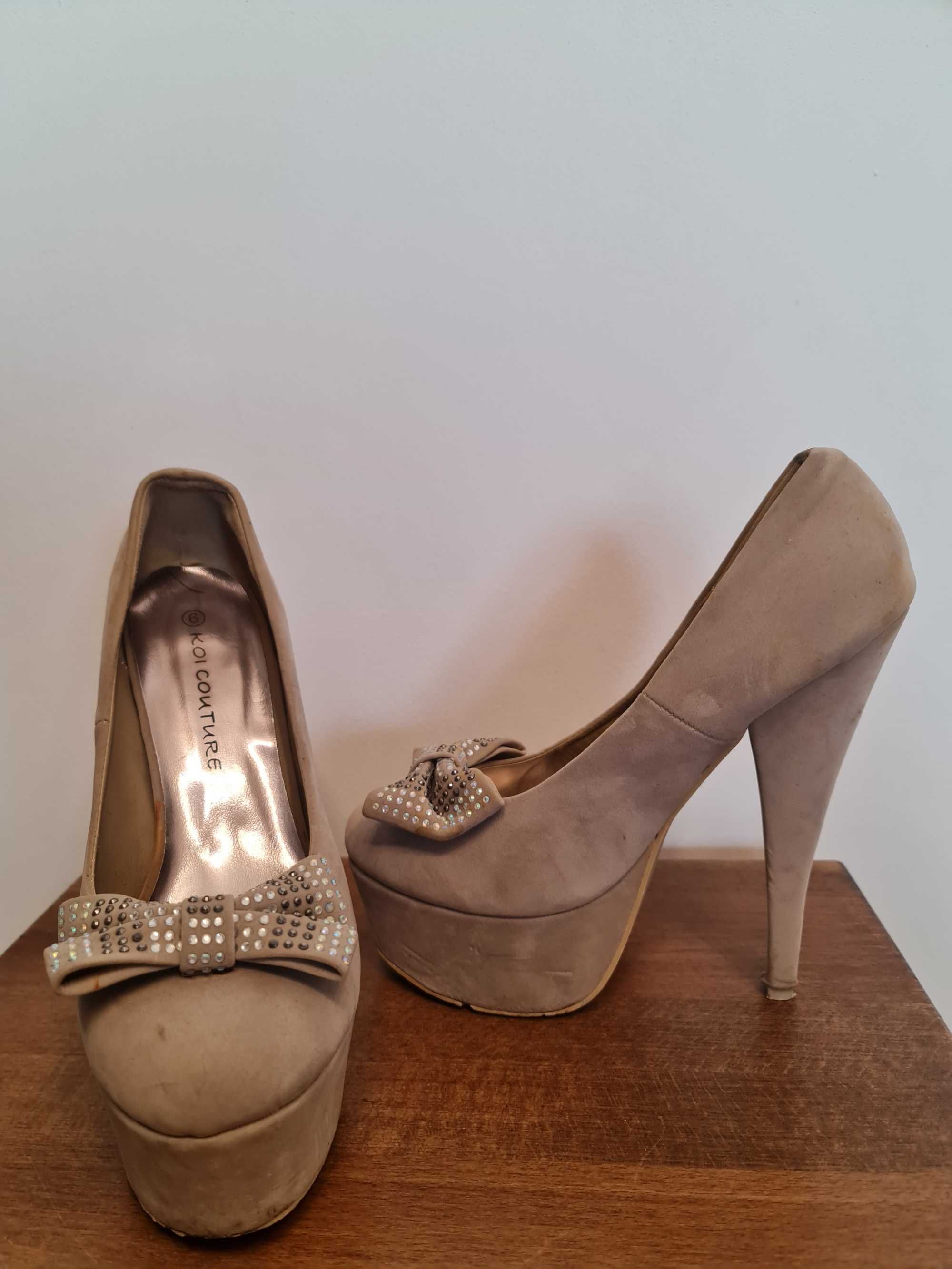 Szpilki High heels Koi Couture rizmiar 40