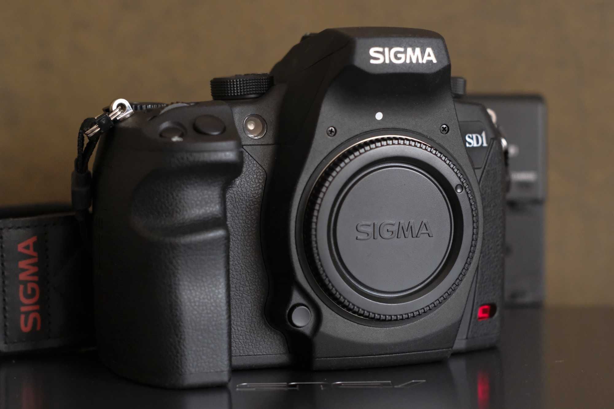 Легенда Foveon X3 пробег 3500кадров  Sigma sd1 Merrill SA