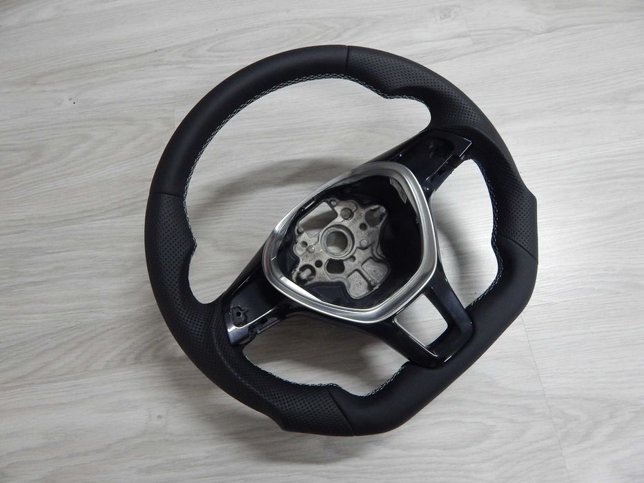 VW Golf VII - kierownica nowa skóra sport pod multifunkcje bez kaucji