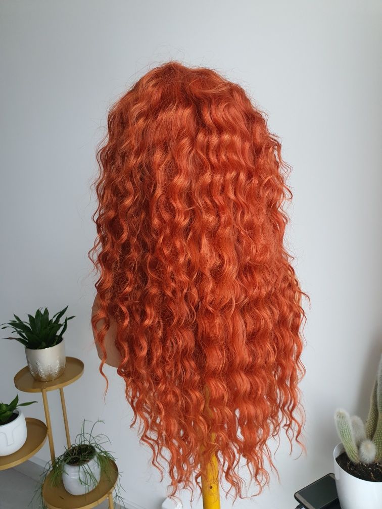Zjawiskowa piękna długa peruka fale loki ruda naturalna fryzura