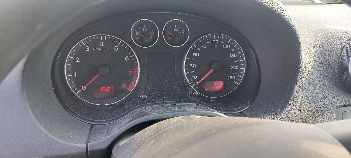 AUDI A3 5D  1,6 102 KM MPI Sportback