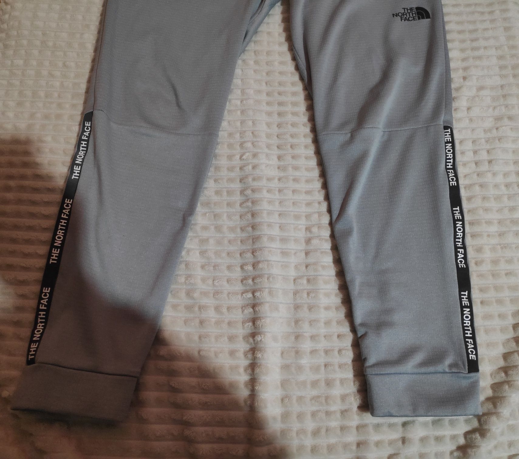 Чоловічі штани The North Face на флісі Size: M в ідеальному стані