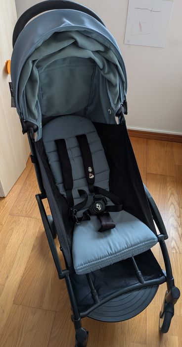 Carrinho Babyzen Yoyo2 c/ acessórios