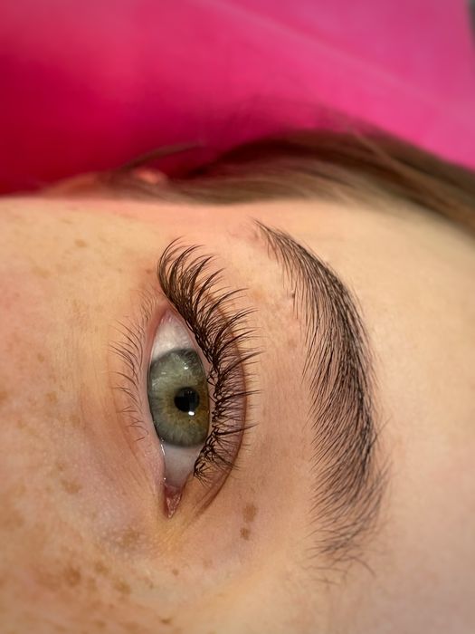 Наращивание ресниц / Бородинский