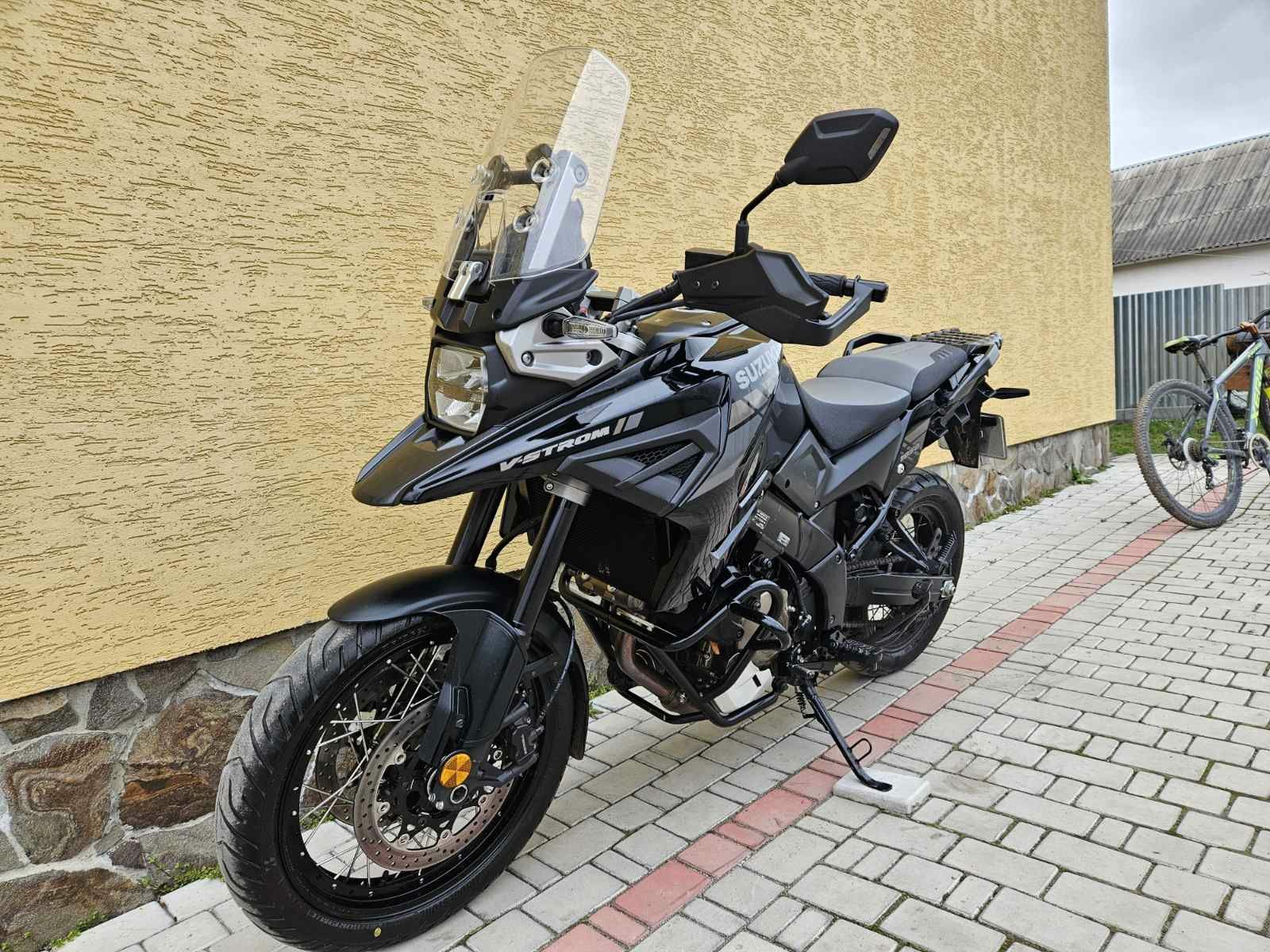 Suzuki v-strom 1050