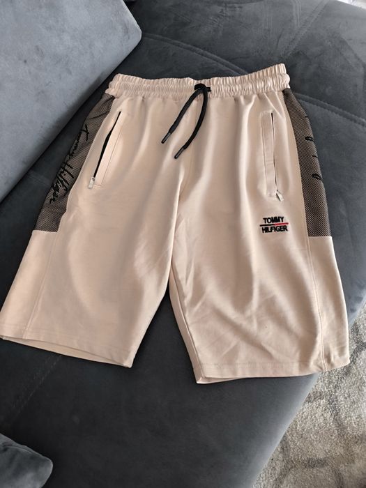 Spodenki szorty męskie firmy Tommy Hilfiger nowe rozmiar L