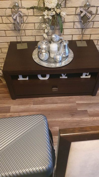 Stolik pod  telewizor