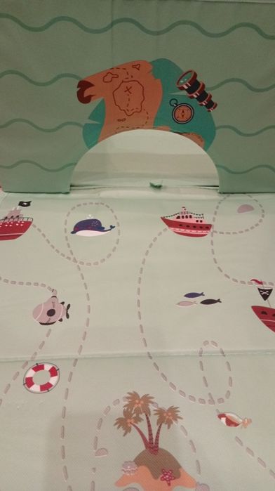 Pojemnik na zabawki z matą do zabawy