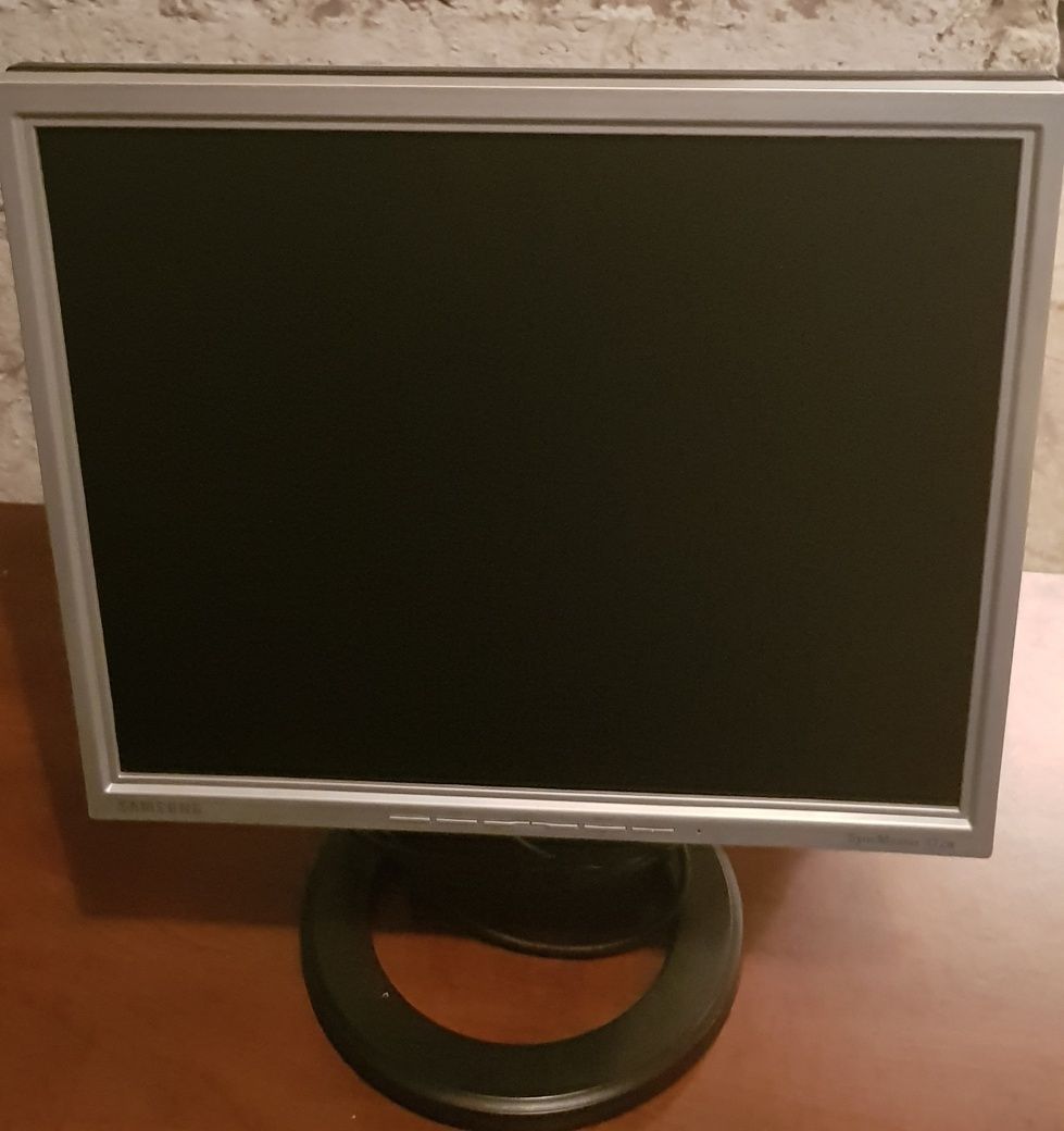 Monitor Samsung SyncMaster SM 172N