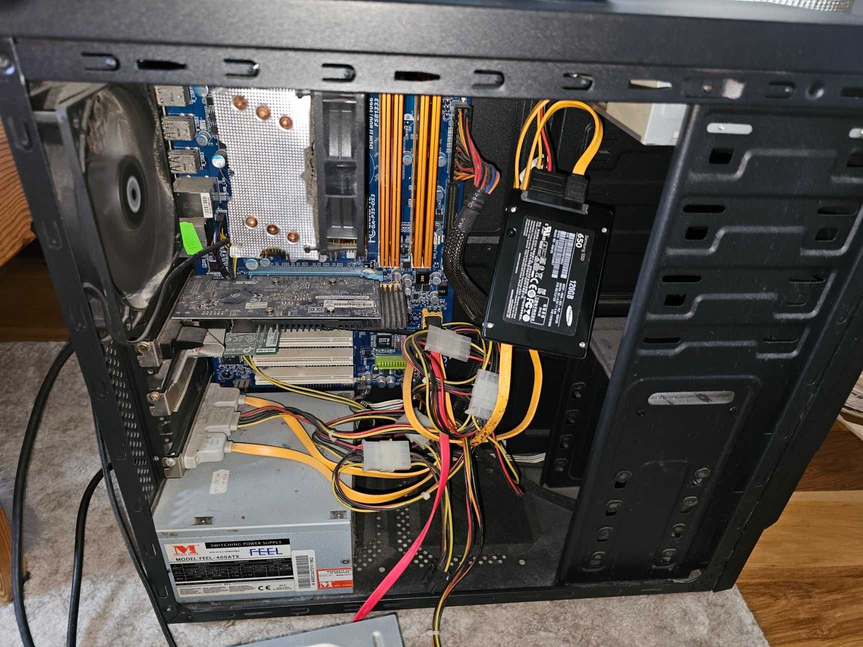 Komputer Intel E8400, 4Gb RAM, Nvidia GT710 + monitor NEC EA243WM