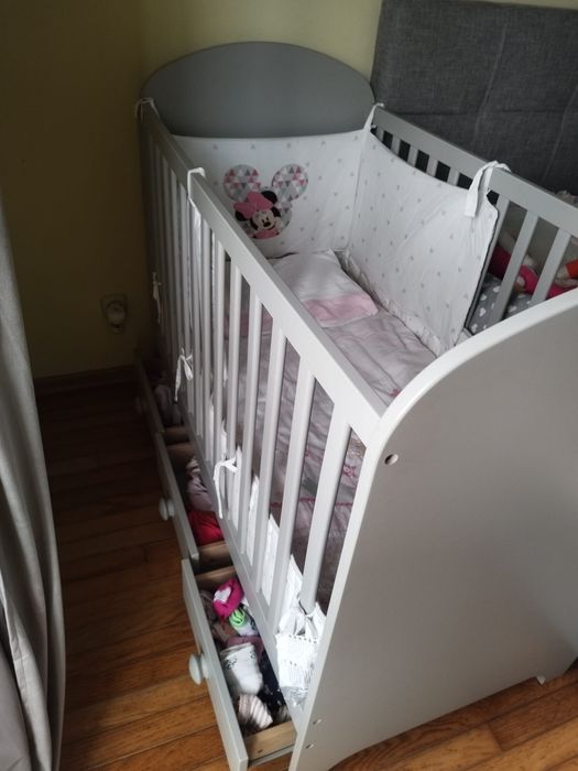 Cama de bebe e bom estado