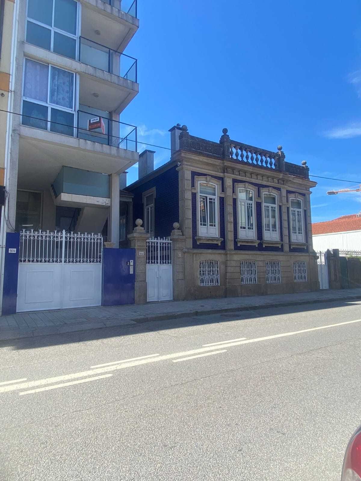 T1 c/terraço para investimento - 4% rentabilidade - Porto