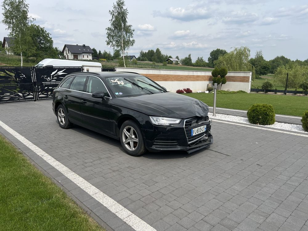 Audi A4 2.0 benzyna 35 TFSI niski przebieg